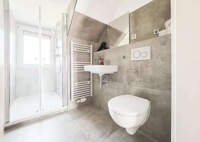 Tolstov - 3 Attic - Kitchen - 5 Min To Messe Dus Lejlighed *