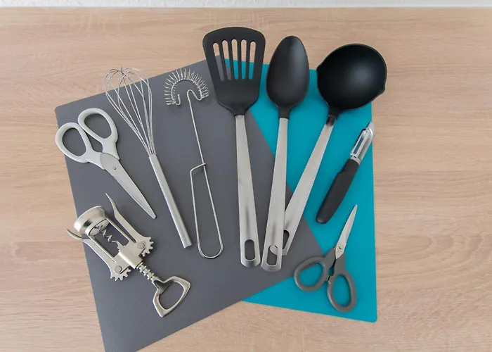 Tolstov - 3 Attic - Kitchen - 5 Min To Messe Dus Lägenhet *