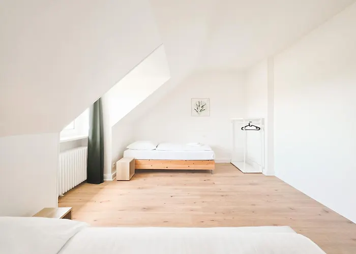 Tolstov - 3 Attic - Kitchen - 5 Min To Messe Dus * دوسلدورف