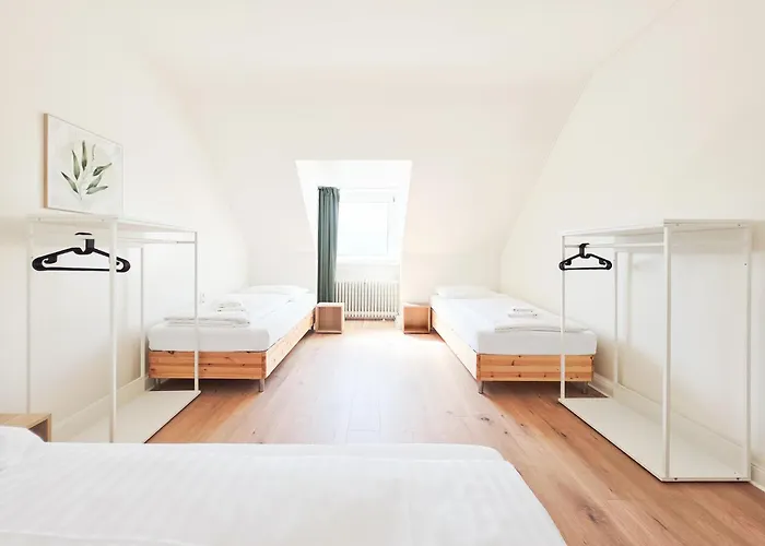 Apartman Tolstov - 3 Attic - Kitchen - 5 Min To Messe Dus