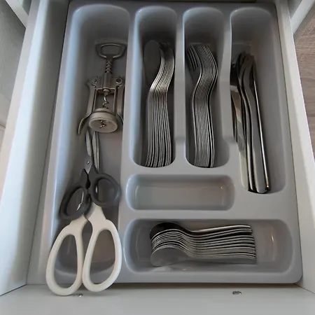 Tolstov - 3 Attic - Kitchen - 5 Min To Messe Dus